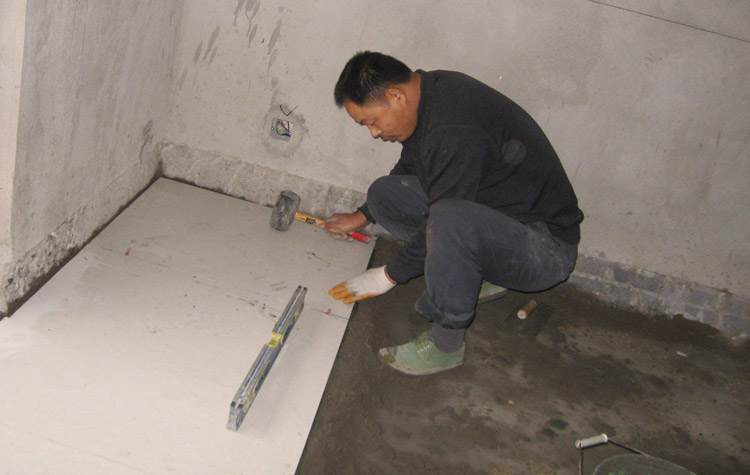 連續雨天能裝修嗎