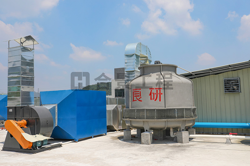 東莞盈灃科技有限公司工程緊鑼密鼓施工中，為迎接竣工全力奮戰！