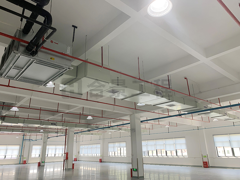 東莞盈灃科技有限公司工程緊鑼密鼓施工中，為迎接竣工全力奮戰！